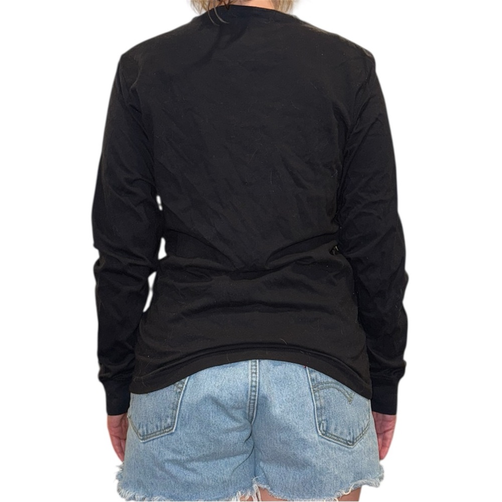 Old Navy Classic Black Long Sleeve Tee - Picture 3 of 9